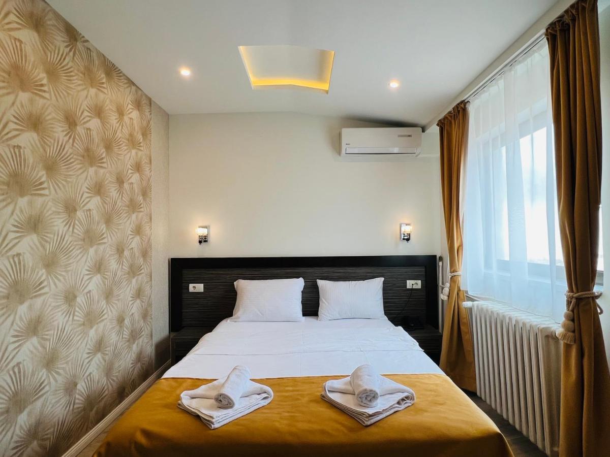 Side One Design Hotel Garni Belgrade Exterior photo