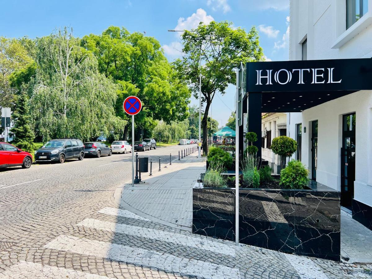Side One Design Hotel Garni Belgrade Exterior photo