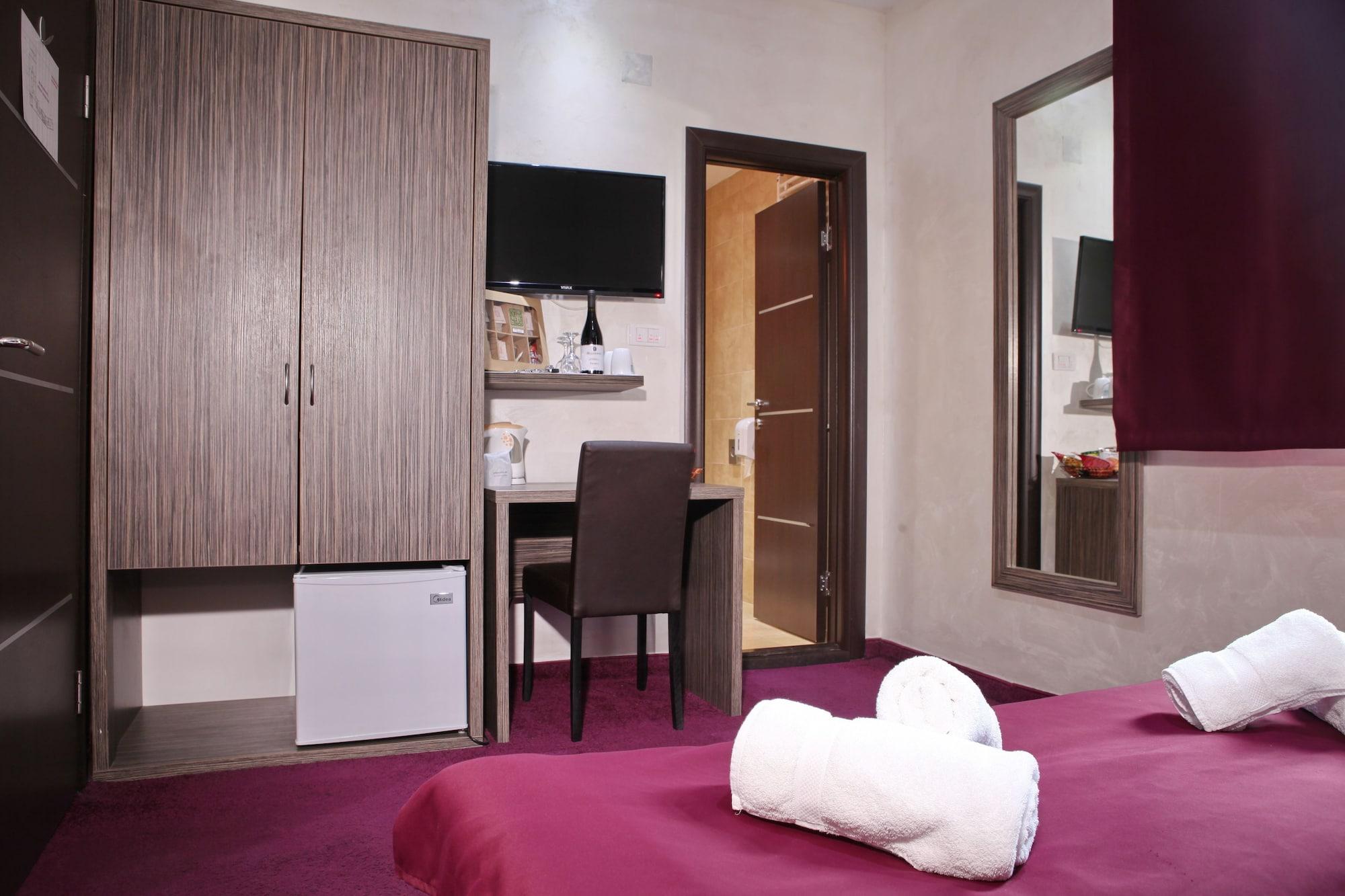 Side One Design Hotel Garni Belgrade Exterior photo